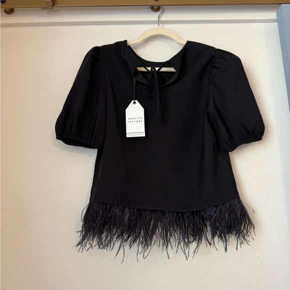 NWT English Factory Feather Edge Puff Sleeve Top - Picture 7 of 10